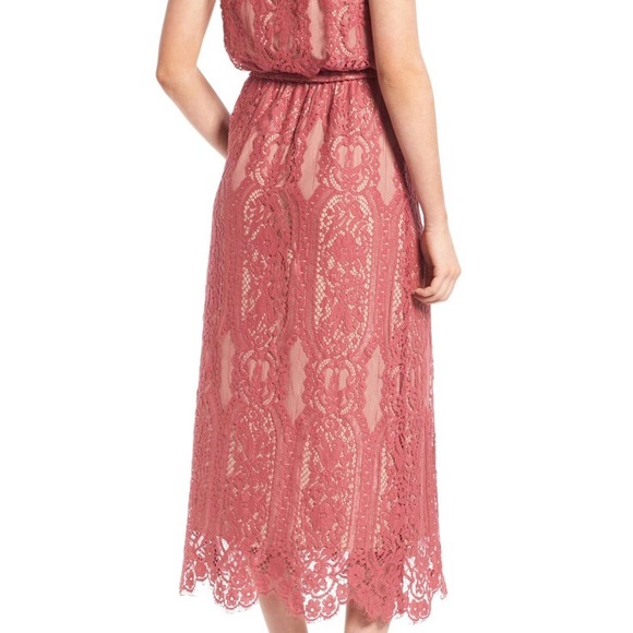 Wayf 'Portrait' Lace Midi Dress - Picture 2 of 2